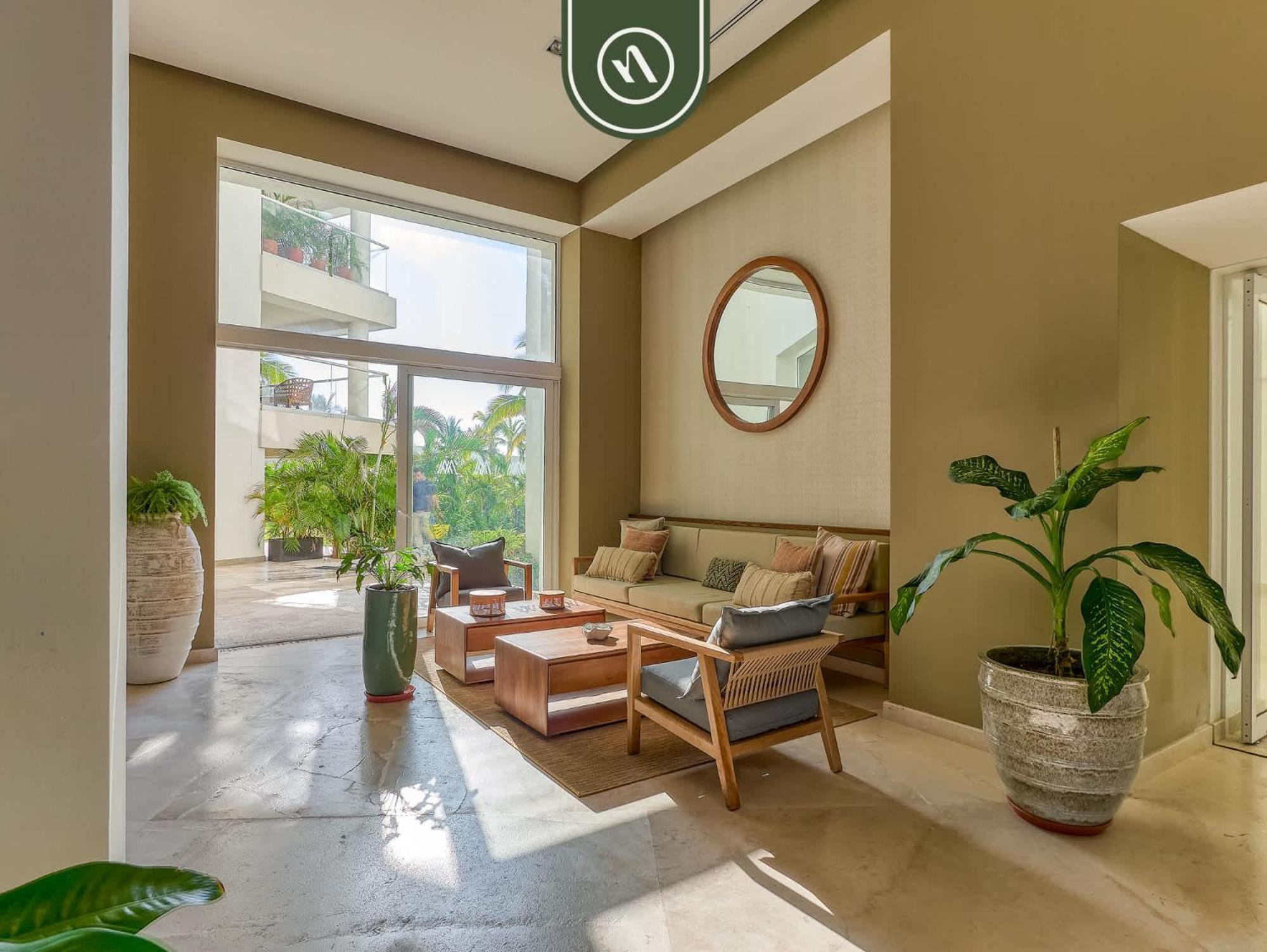 1 Bedroom With Amazing Bay View - - Pools Apartment *