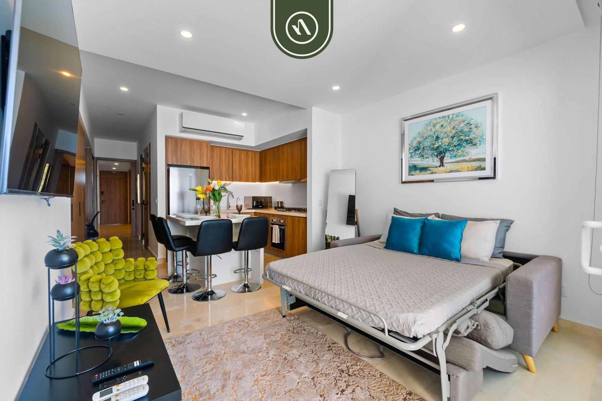 1 Bedroom With Amazing Bay View - - Pools *